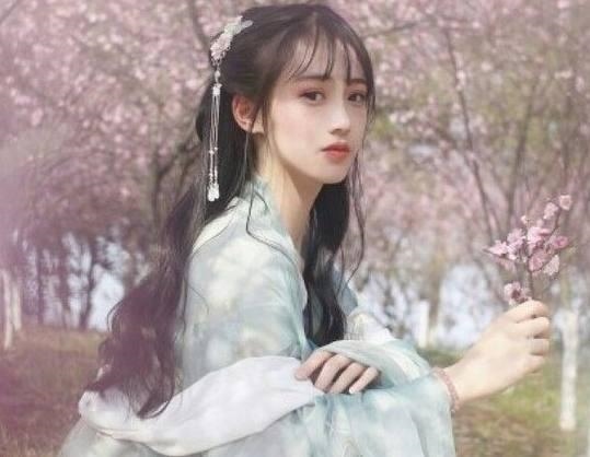 2、天蝎座女生的长相总结 什么是天蝎眼