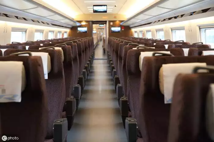 3、高铁一等座和二等座的区别在哪？高铁一等座都有什么待遇？