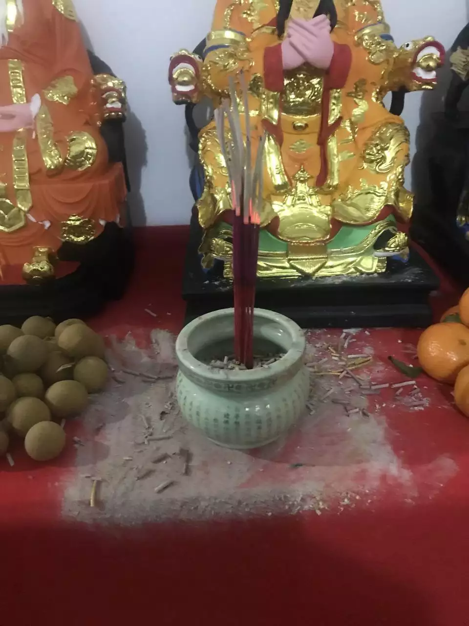 4、烧香成什么型状的好