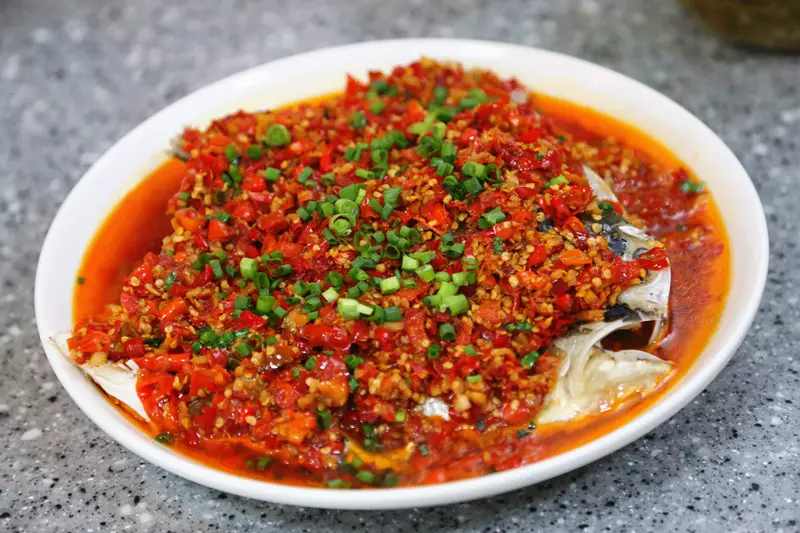 3、剁椒鱼头蒸多久