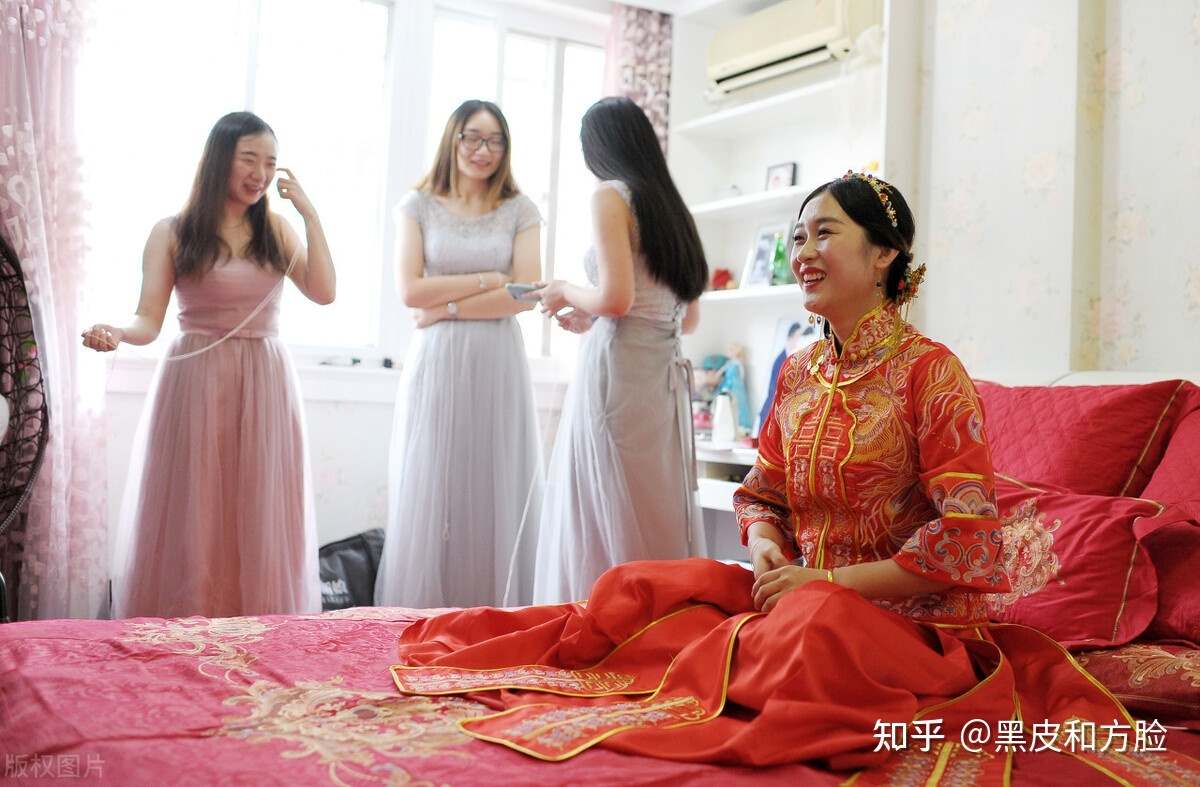 2、为什么很多人都说千万不要当伴娘!!!为毛啊