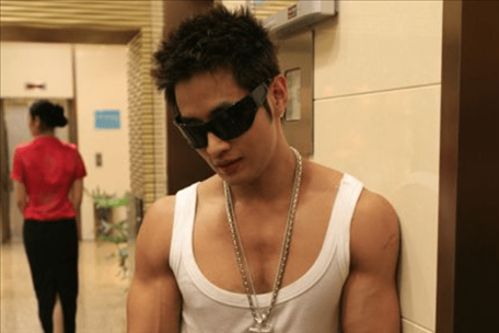 2、战功赫赫却被开除军籍党籍是为什么