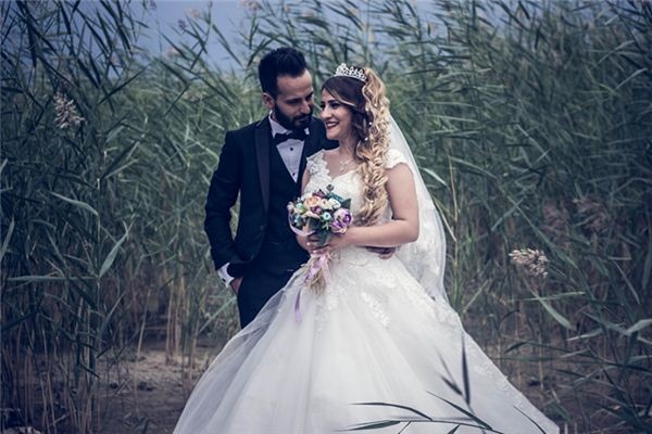 额头有横纹的男人面相